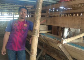 Khairi Peternak Kambing PE Berkonsep “Meubinatang Bek Sampe Juet Keu Binatang”