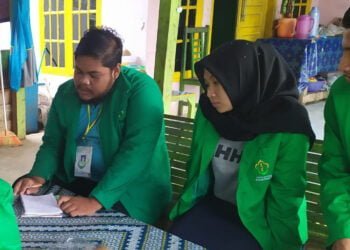 Mahasiswa Unimal Perkenalkan Metode SINGLE ENTRY kepada Pedagang Kecil