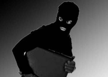 Maling Laptop Nyaris Babak Belur Digebukin Warga