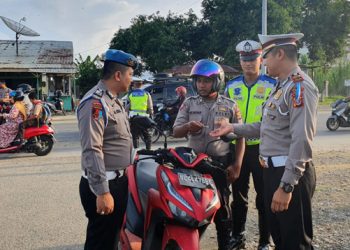 Ini Baru Benar, Melanggar Aturan Berlalulintas Polisi Juga Harus Ditilang