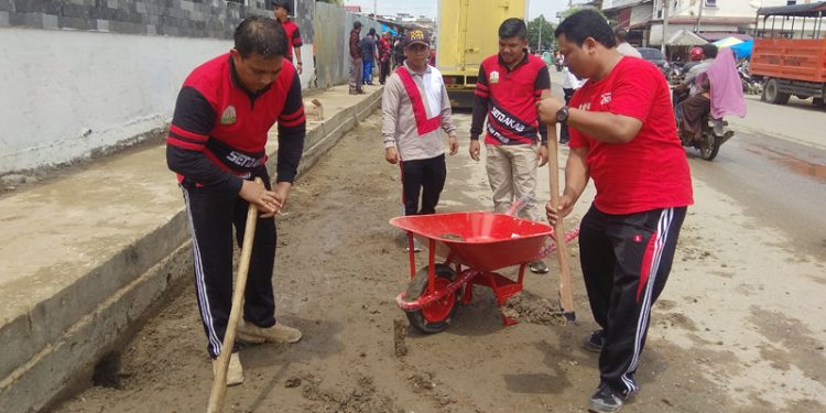 Bupati Rocky : “Buang Sampah Pada Tempatnya Itu Kebaikan”