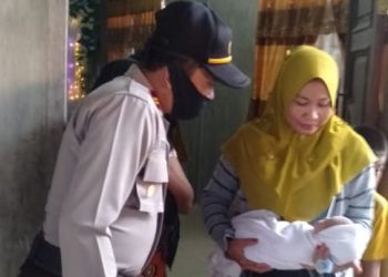 Subuh Kaget, Warga Paya Deman Sa Temukan Bayi Perempuan