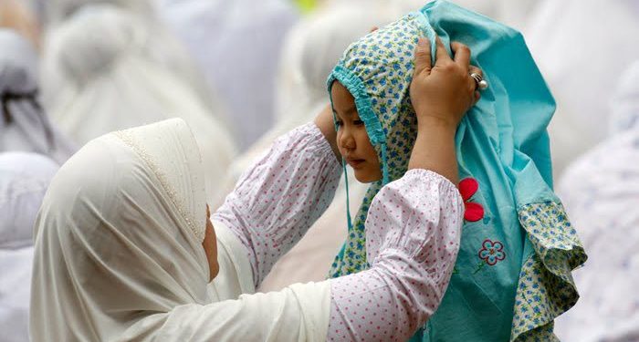 Berbahagialah Memiliki Anak Perempuan, Ini Keutamaan dan Keuntungan yang Didapat di Hari Kiamat