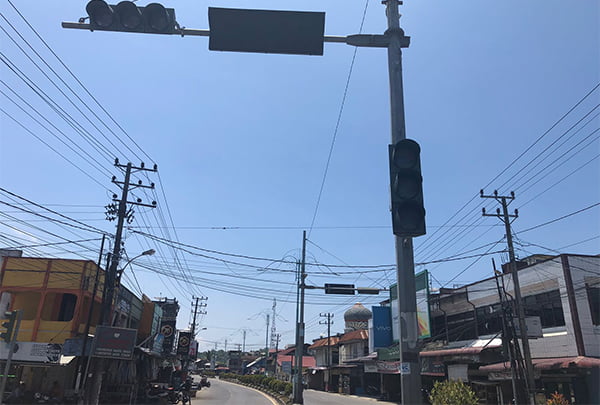 Dua Hari Ini Lampu Lalulintas Simpang Empat Idi Han Ek Jibleut