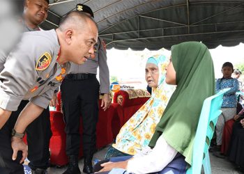 Kapolres Aceh Timur Menyambung Asa Tiara Dihari Bhayangkara