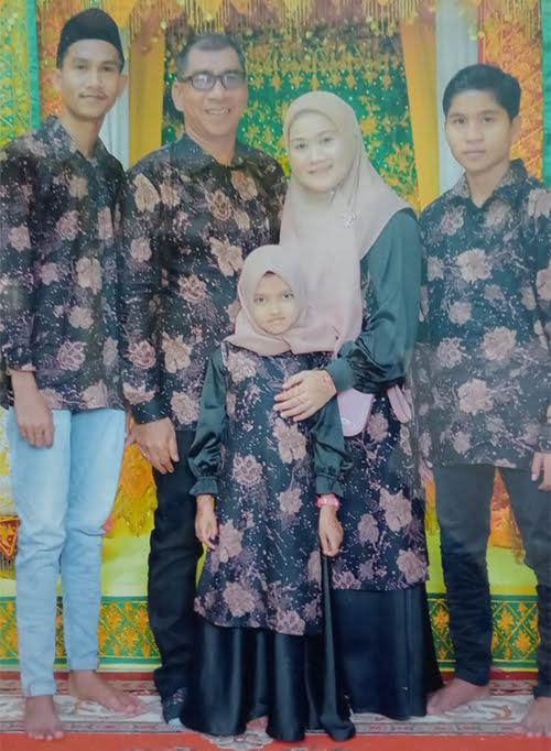Keluarga Keuchik Lah