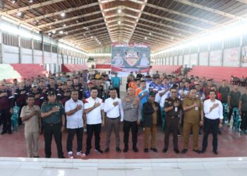 Pj. Bupati Hadiri Turname Volly Piala Kapolres Atim