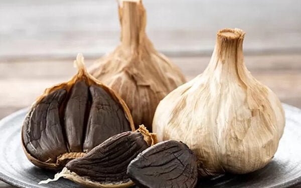 Manfaat Kesehatan  Mengesankan dari Bawang Hitam Yang Viral di Tiktok