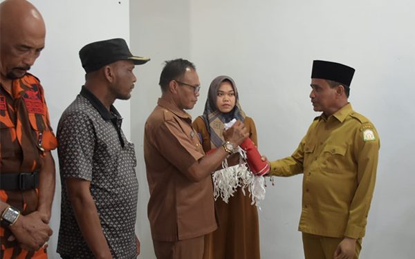 Sambut HUT RI Ke 78 Pemkab Aceh Timur Sukseskan Pembagian 10 Juta Bendera Merah Putih