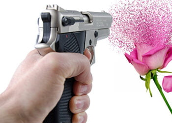 Cinta Ditolak Peluru Bertindak