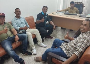 Bincang Perkembangan PDAM Tirta Peusada, Wartawan dan LSM Temui Penjabat Bupati
