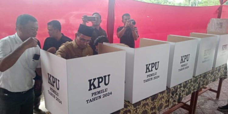 Pejabat Bupati Aceh Timur Hadiri Simulasi Pemilu 2024