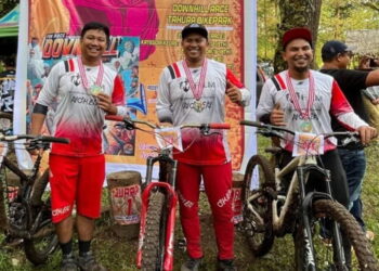 Pengusaha Perikanan Aceh Timur Erli Wadi Sponsori Sepeda Gunung Noken Asal Takengon