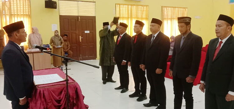 Pj Bupati Aceh Timur Lantik Lima Kepala Dinas
