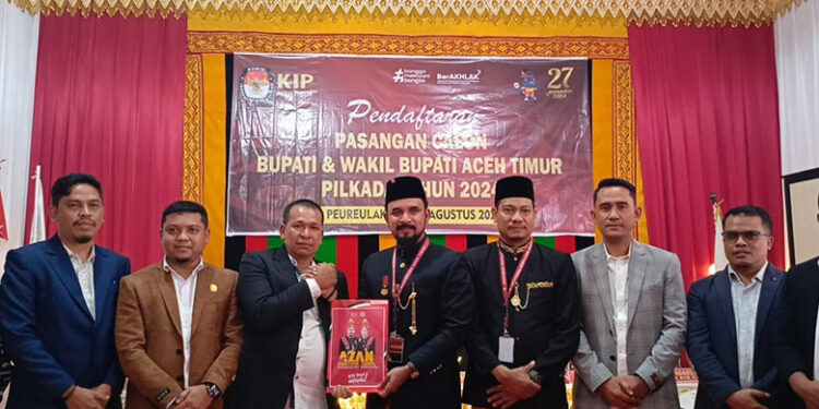 Ulama Kharismatik Antar Pendaftaran Bacabup ‘Garang’