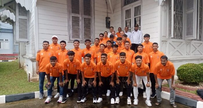 Pj Bupati Lepas Tim Persidi U17 Menuju Piala Soeratin di Surabaya