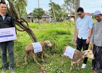 Rayakan Idul Adha, FIFGROUP Cabang Aceh Timur Berbagi Kurban