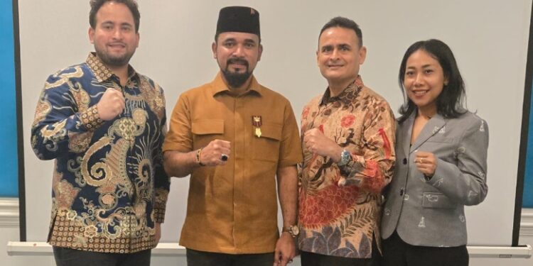Bupati Al- Farlaky Jejaki Kerjasama Dengan Naval Group Untuk Bangun Pabrik Pinus