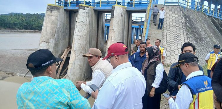 Banjir Aceh : HRD Tinjau Bendungan Irigasi Pante Lhong Peusangan