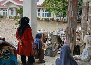 Banjir Aceh : Puskesmas Peusangan Siblah Krueng Butuh Bantuan Alat Berat