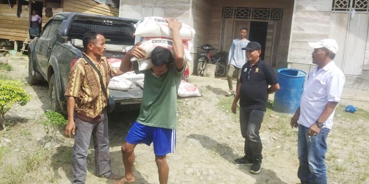 PT Tualang Raya Dan PKS BPS Salurkan Bantuan Banjir Untuk Masyarakat Pante Bidari