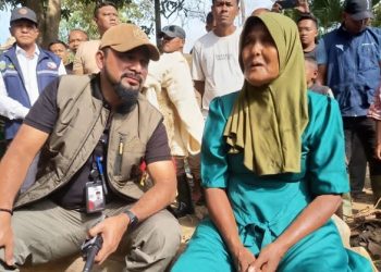 Bupati Al-Farlaky Minta Keuchik Percepat Pendataan Warga Terdampak