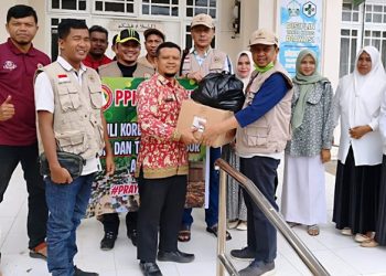 PPNI Bireuen Serah Bantuan Korban Banjir