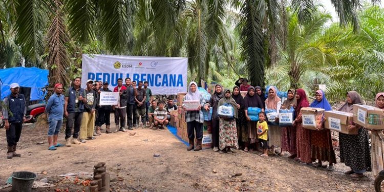 Medco E&P Malaka Bantu Sembako Untuk Dapur Umum di Indra Makmu