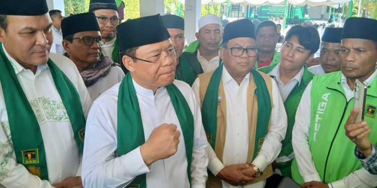 Utsus Presiden Serah Bantuan Korban Banjir di Aceh, Sawah Tertimbun Jadi Prioritas Penanganan