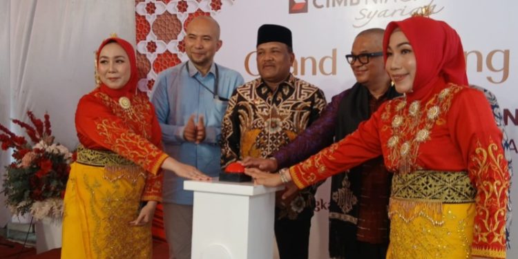 CIMB Niaga Syariah Resmikan Digital Branch Bireuen
