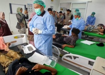 Jelang Ramadan, FK Umuslim Gelar Sunat Massal Puluhan Anak Korban Banjir