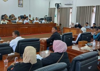 Digeruduk GAM, DPRK Bireuen Sepakat Turun Kelapangan Pastikan Kebutuhan Korban Bencana