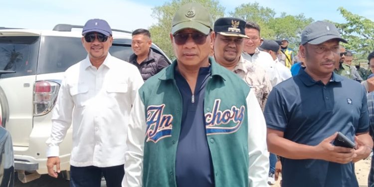 Anggota DPR RI HRD Bersama Wabub T Zainal Tinjau IJD Teupin Pukat