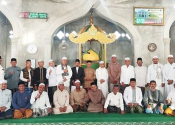 Abi Efendi Idi Cut Ajak Umat Biasakan Salat Berjamaah di Masjid