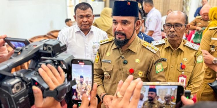 Bupati Al- Farlaky Dukung Keputusan Mualem Cabut Pergub JKA