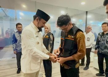 Bupati Al-Farlaky Minta Petugas Sensus Ekonomi 2026 Bekerja Profisional