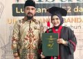 Ny Lismawani, Istri Bupati Al-Farlaky Raih Gelar Doktor