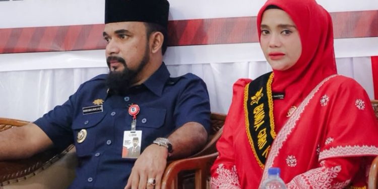 Bupati Al Farlaky dan Bunda PAUD Ajak Ayah di Aceh Timur Antar Anak Pada Hari Pertama Sekolah
