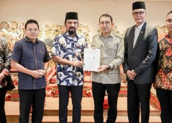 Bupati Al-Farlaky Perjuangkan Pengembangan Kawasan Monisa ke Kementerian