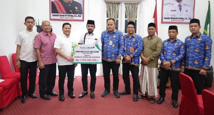 Dividen Bank Aceh untuk Aceh Timur Rp1,018 Miliar, Bupati Al- Farlaky Minta Kontribusi Terus Ditingkatkan