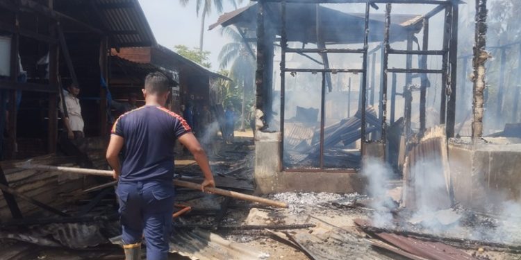 Kebakaran di Bagok Satu Rumah Semi Permanen Ludes